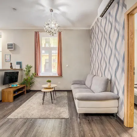 Apartment Akacfa-a13 Center 2 Bedroom