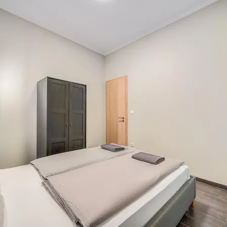Apartment Akacfa-a13 Center 2 Bedroom Budapest