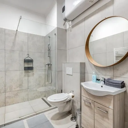 Akacfa-a13 Center 2 Bedroom Budapest