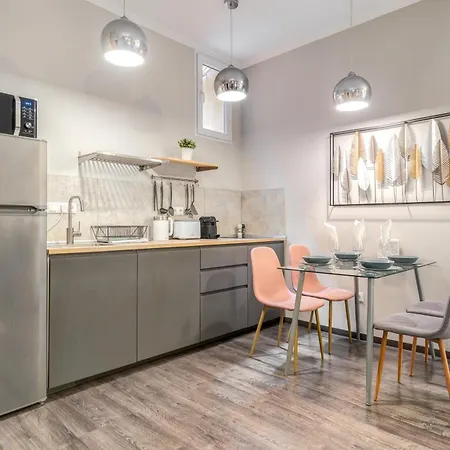 Akacfa-a13 Center 2 Bedroom Budapest