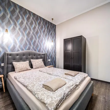 Akácfa 13 Center 2 Bedroom *